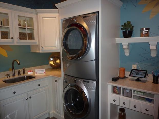 Types of Stackable Washers & Dryers
