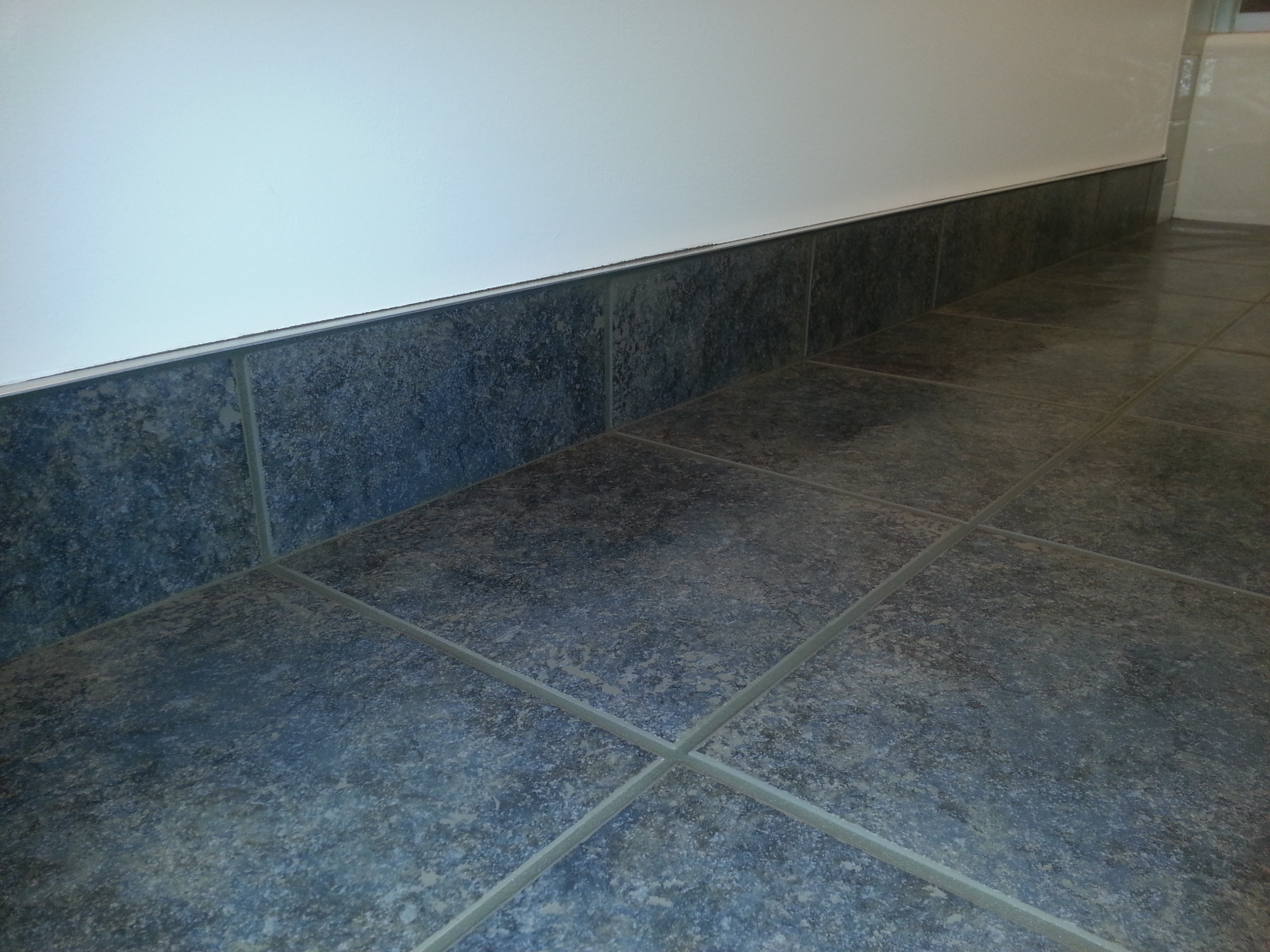 Ceramic Floor Tile - Ceramic Flooring Cost, Benefits, Installation
