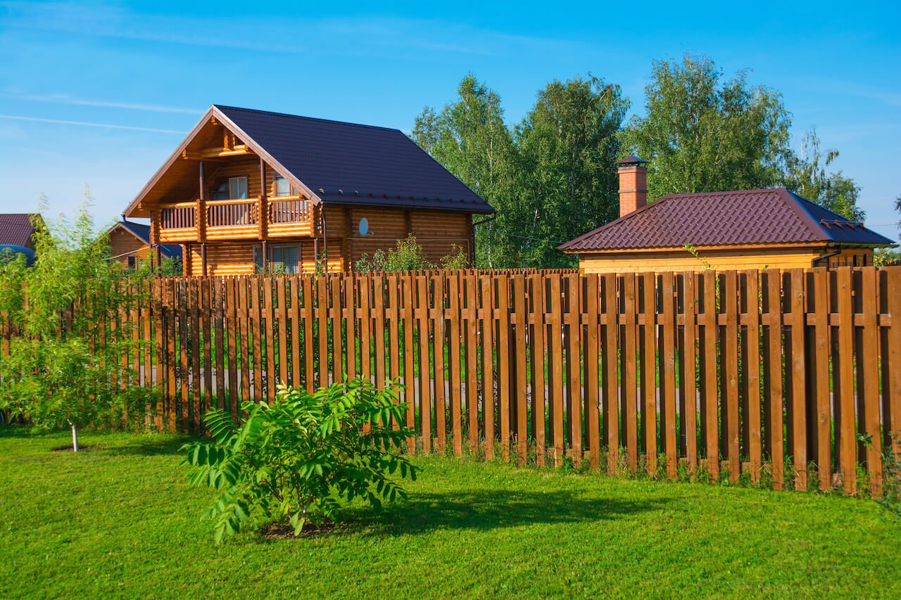 The Different Styles of Wood Fences - Ideal Fence Ottawa